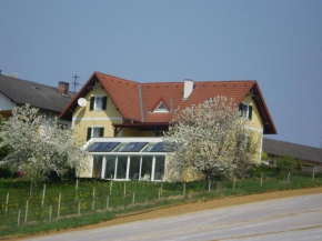  Gästehaus Haagen  Бад Вальтерсдорф